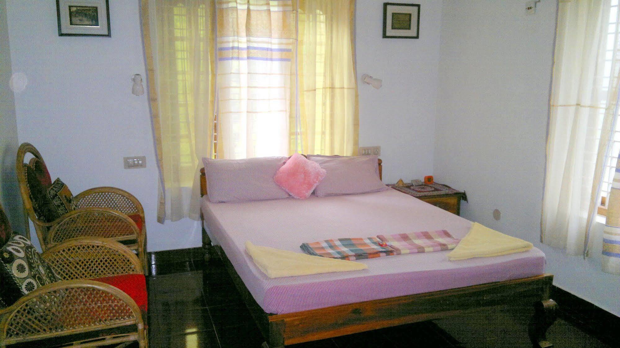 Ganesh House Homestay Kovalam Εξωτερικό φωτογραφία